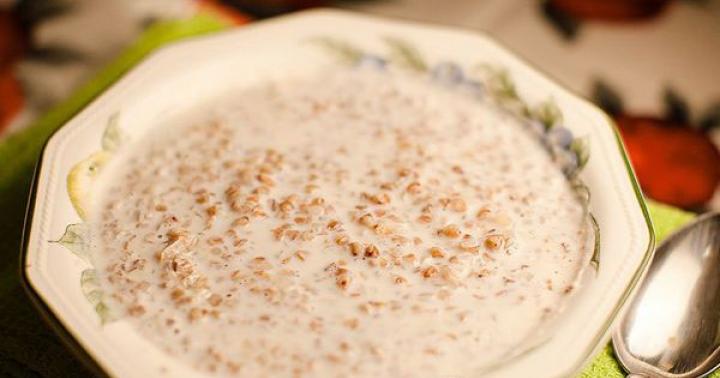 Como cozinhar bem o trigo sarraceno com água ou leite?
